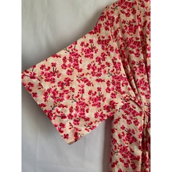 Victoria's Secret Pink Floral Robe with pockets Size S/M - Picture 5 of 6